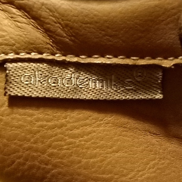 Shoes - Picture 4 of 4